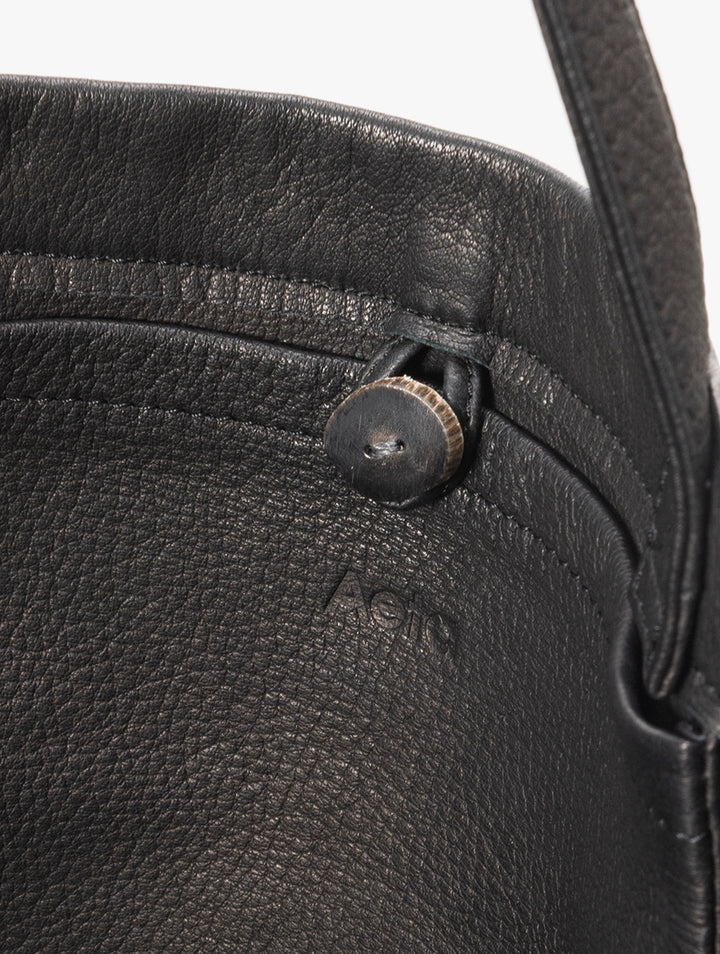 Aeta DOUBLE FACED SHOULDER TOTE M