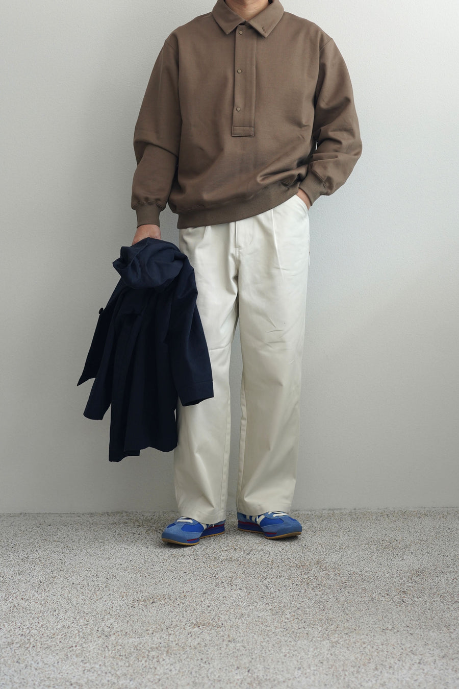 STILL BY HAND Pullover Sweatshirt