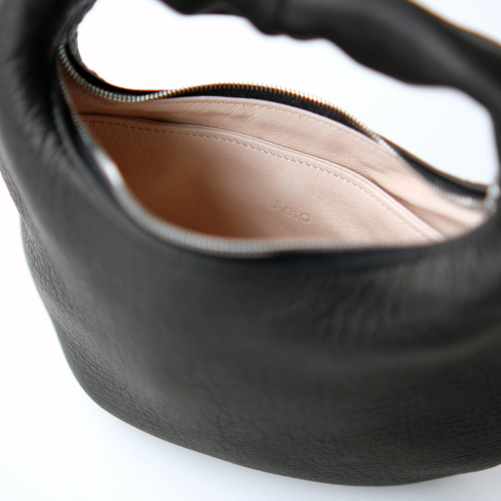 Aeta ROUND ONE SHOULDER S