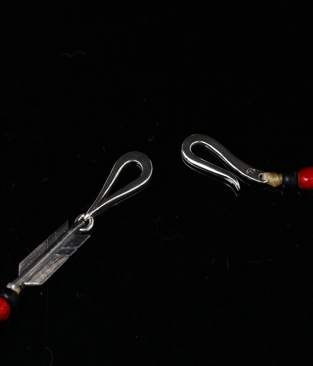 LARRY SMITH BEADS NECKLACE