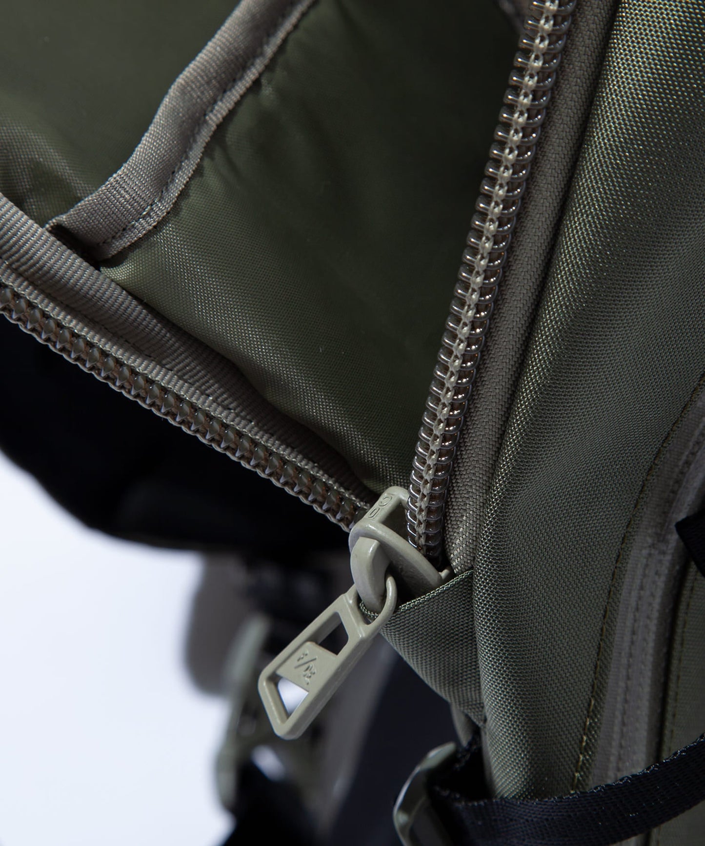 F/CE. ROBIC DAYTRIP BACKPACK