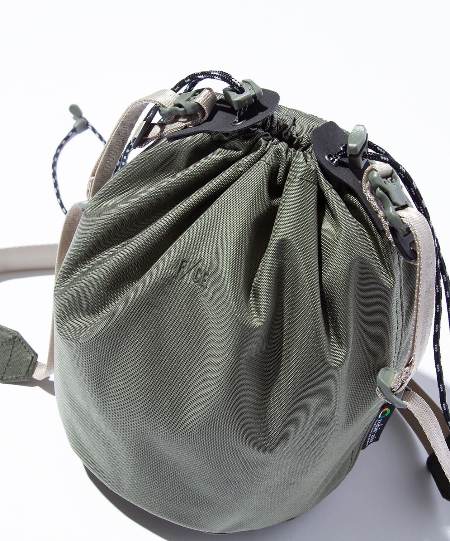 F/CE. ROBIC DRAW STRING