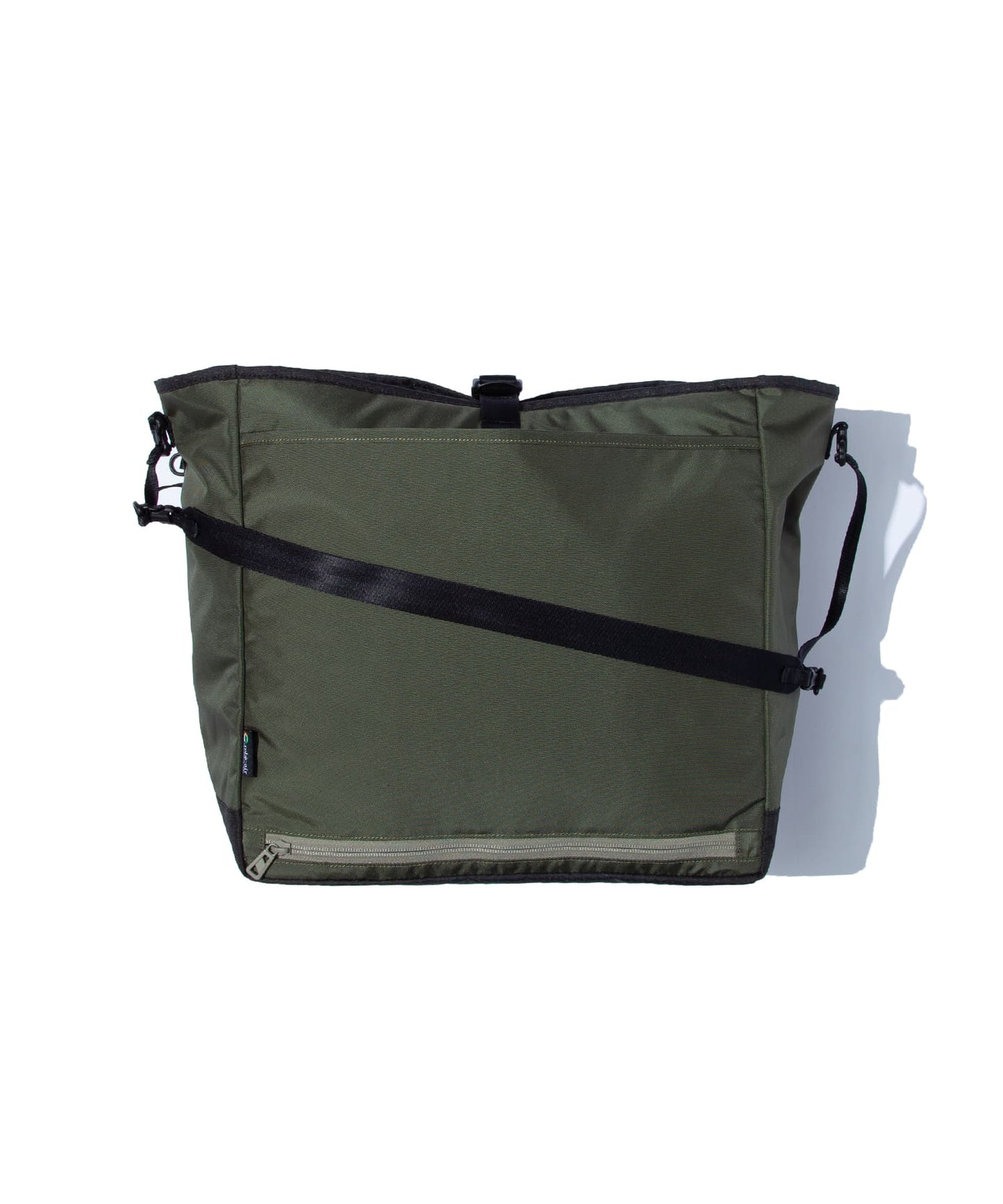 F/CE. LIGHTWEIGHT COURIER SHOULDER BAG