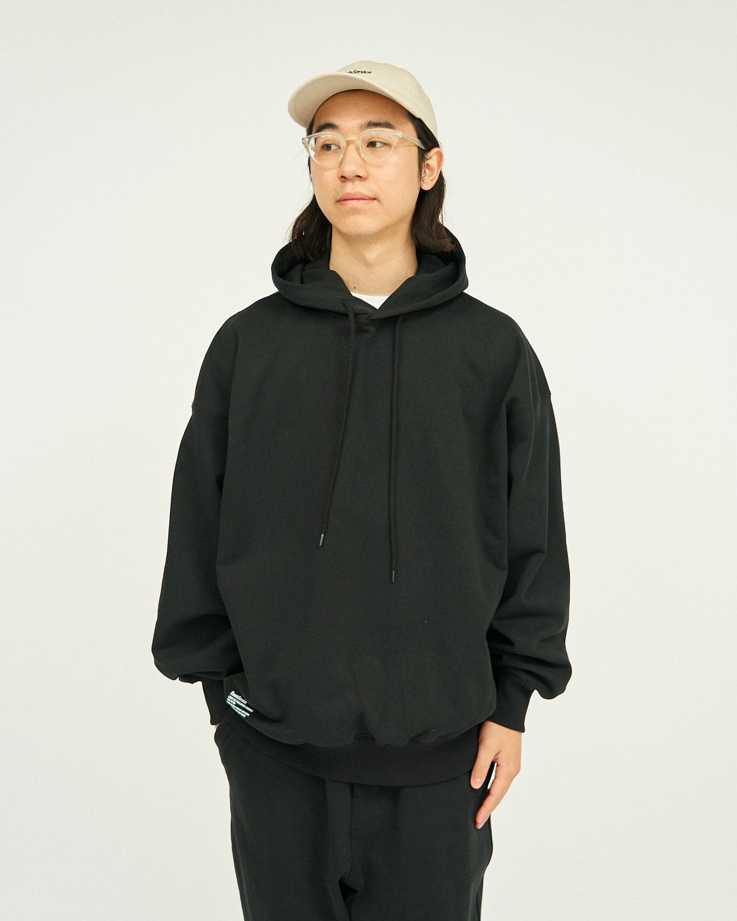 FreshService LIGHT OZ PULLOVER HOODIE