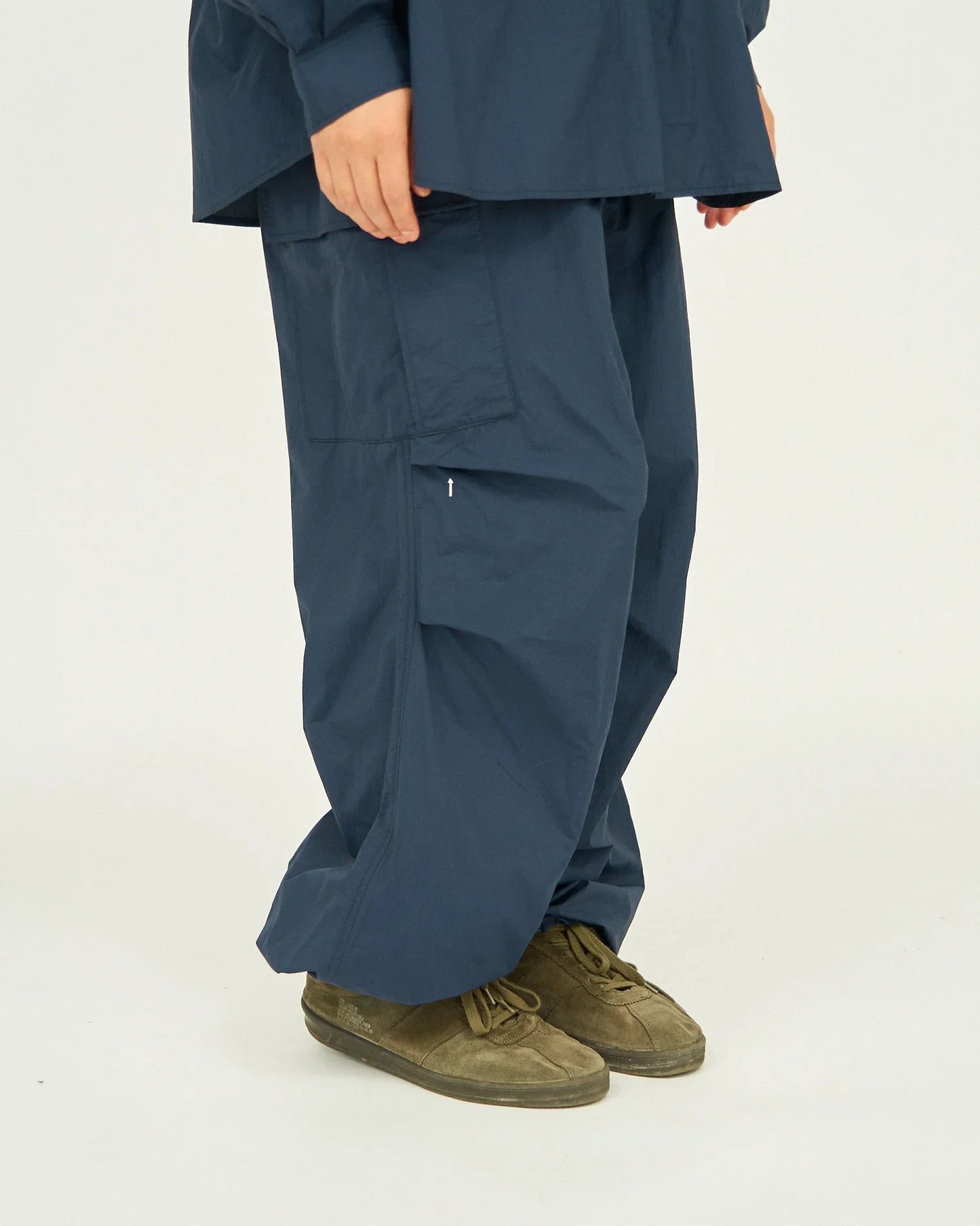 FreshService NYLON TAFFETA UPWARD CARGO POCKET PANTS