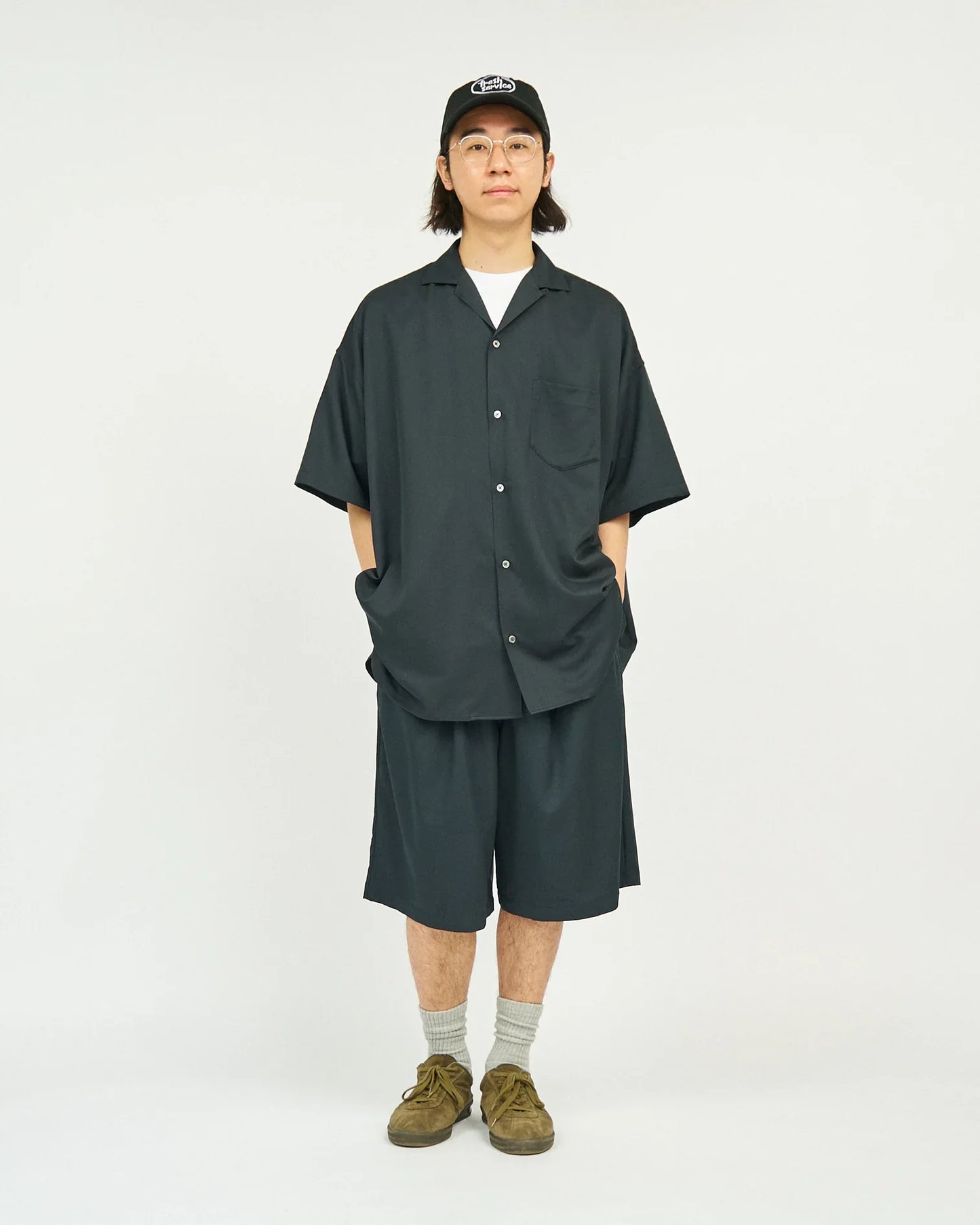 FreshService COOLFIBER TWO TUCK EASY SHORTS