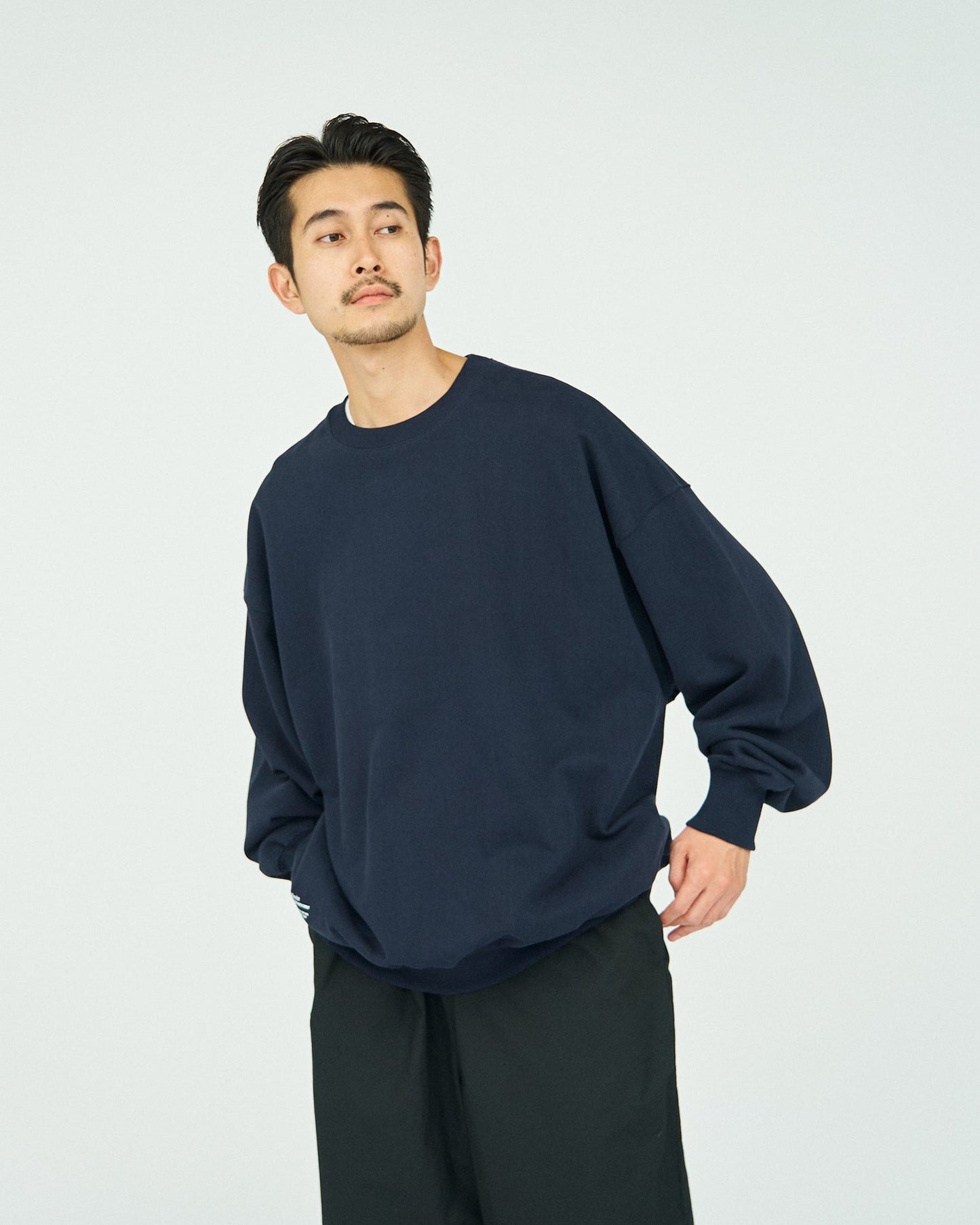FreshService LIGHT OZ CREW NECK SWEAT