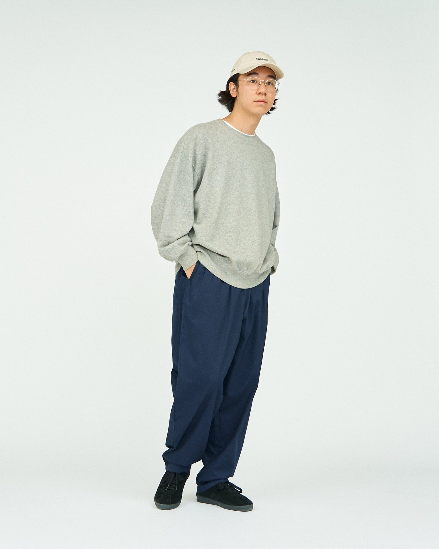FreshService LIGHT OZ CREW NECK SWEAT