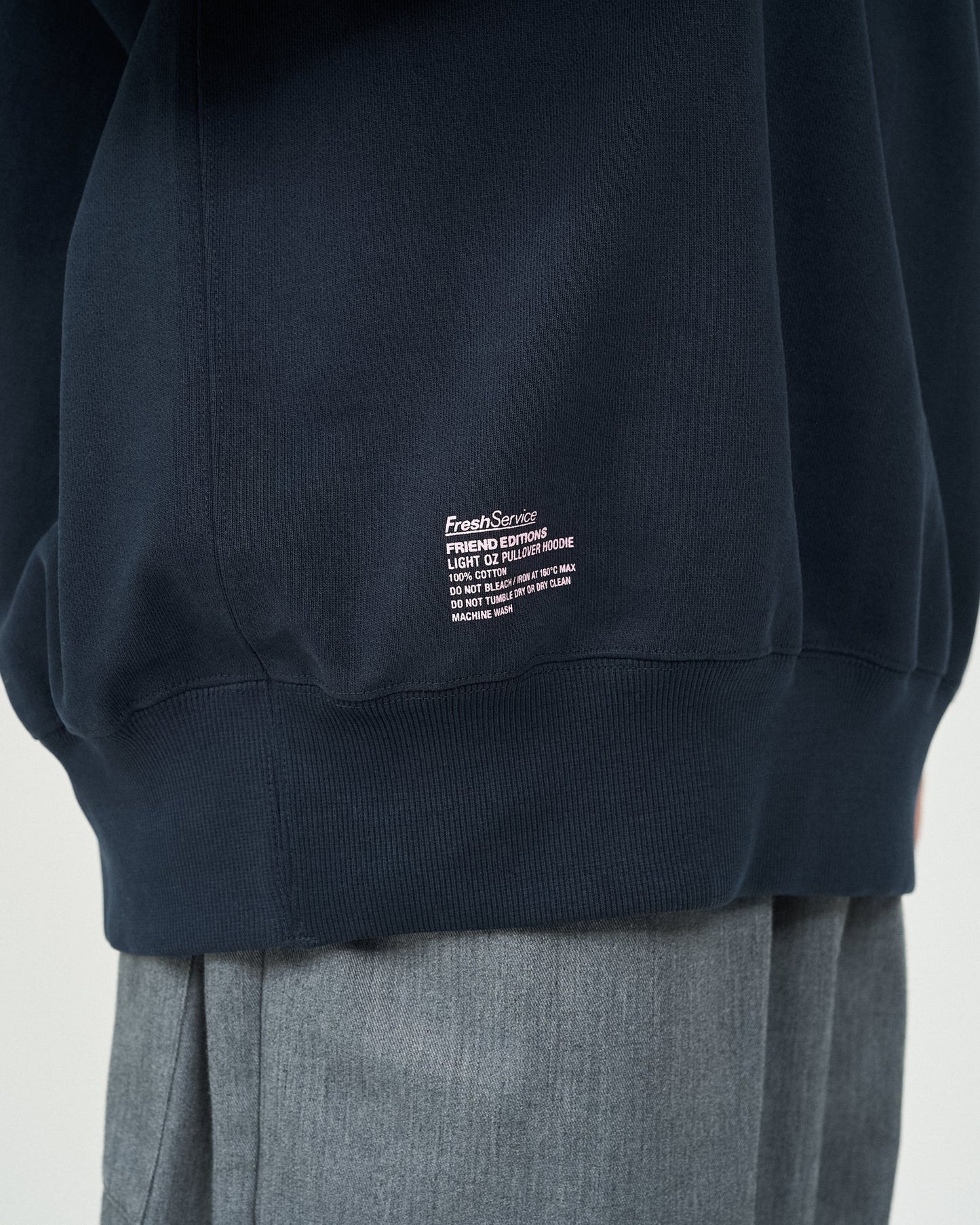 FreshService FE LOGO LIGHT OZ PULLOVER HOODIE