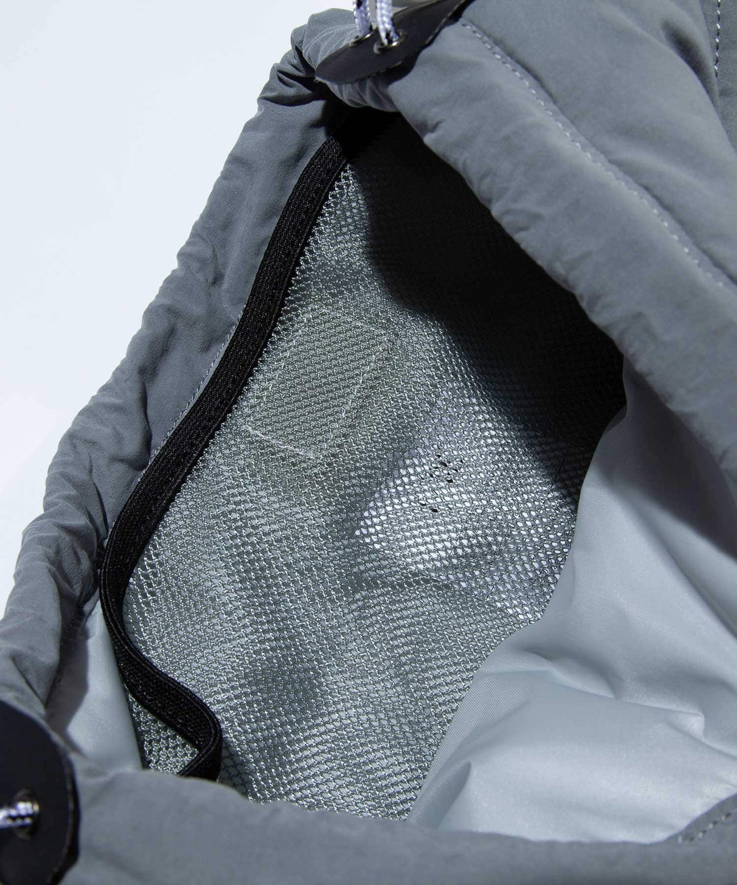 F/CE. PADDING DRAWSTRING BAG