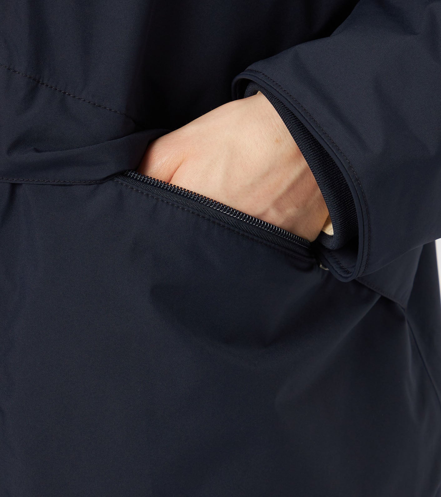 nanamica GORE-TEX Short Down Jacket