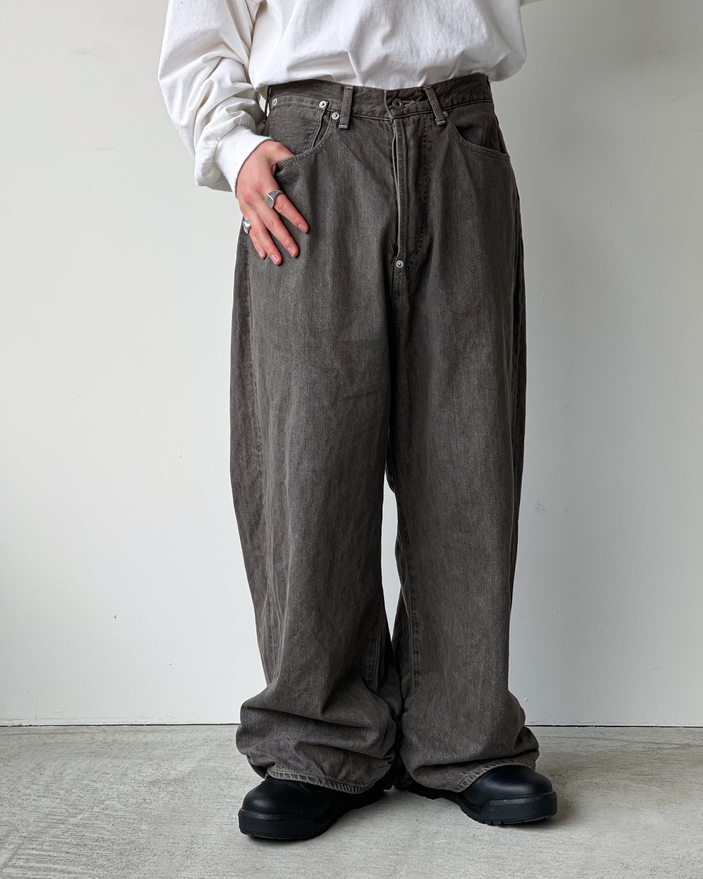 refomed FRESH MAN DENIM WIDE PANTS "OD" - BROWN