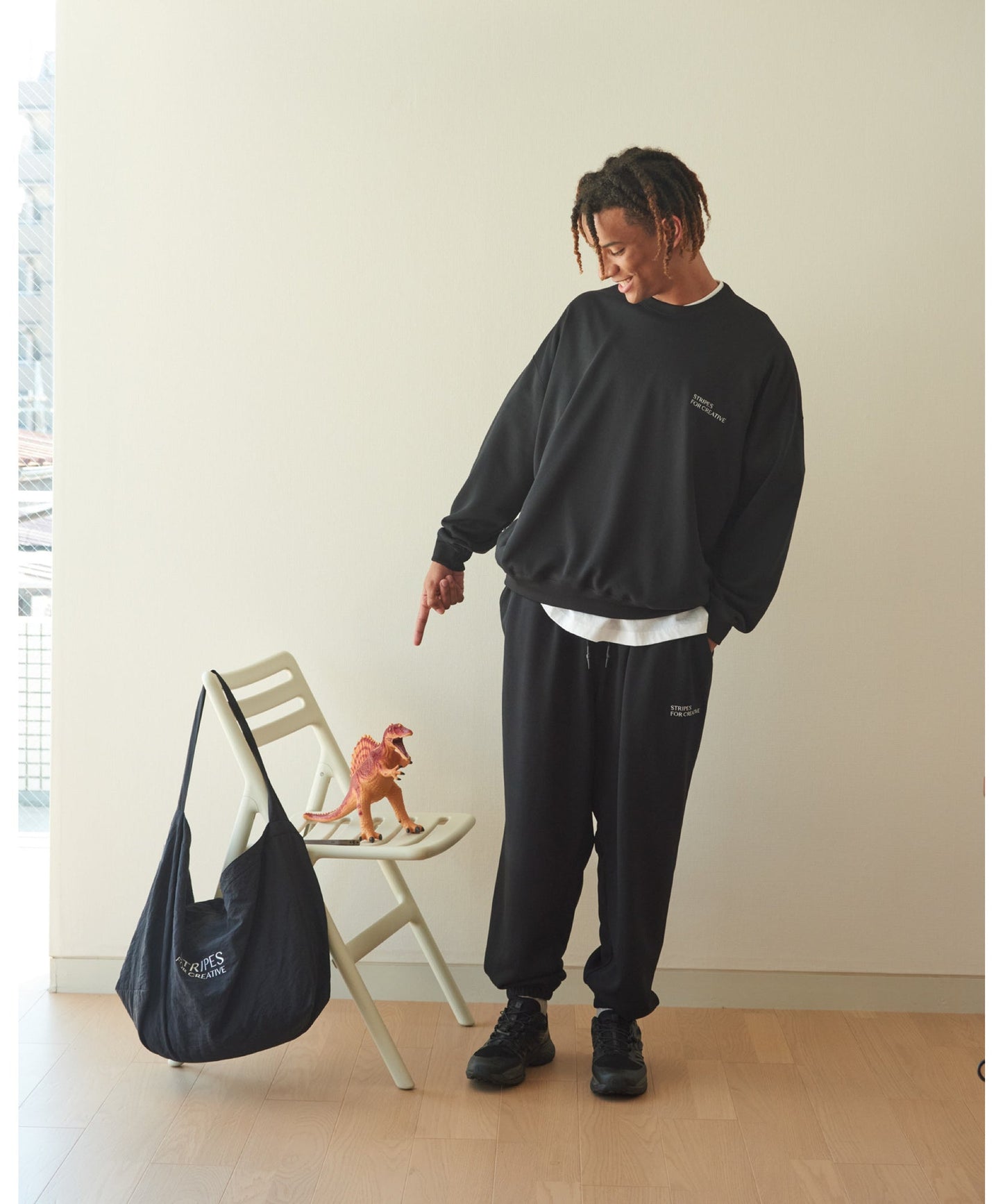 S.F.C (STRIPES FOR CREATIVE) CREW SWEAT