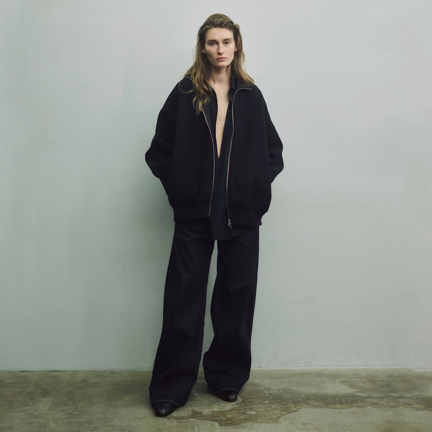 ssstein DEFORMATION WIDE ECO DENIM JEANS