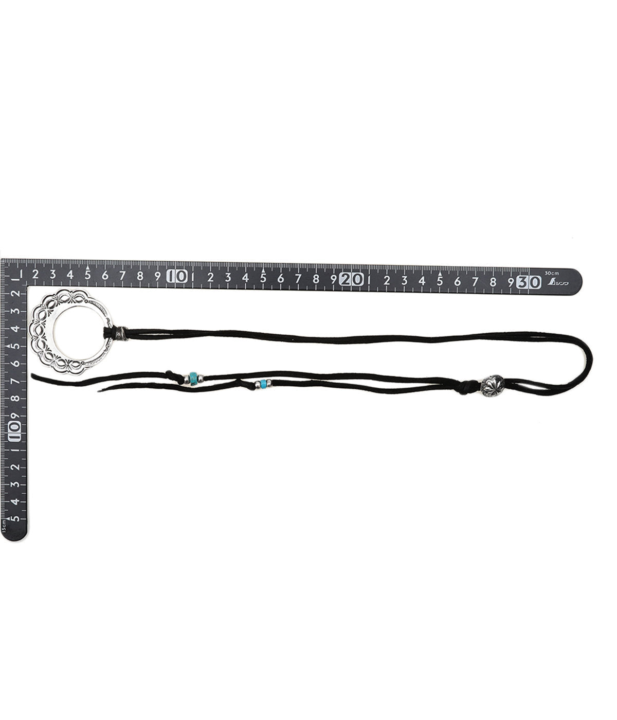 LARRY SMITH LEAF CIRCLE PENDANT NECKLACE