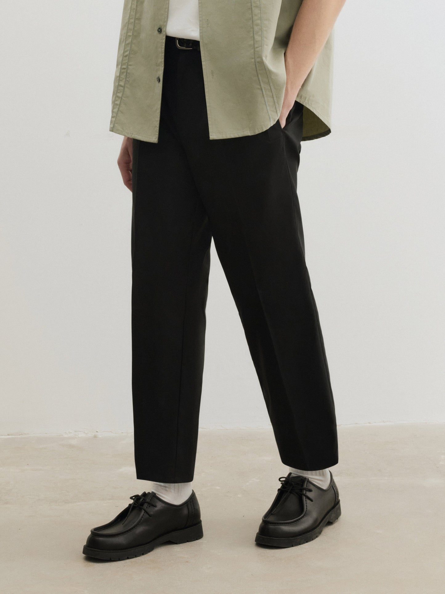 Burcs Single Tuck Cropped Slack