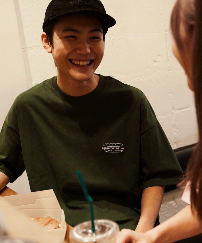 LANDER SANDWICHES x FREAK'S STORE Burger Factory Special Big Silhouette Back Print Crew Neck T-shirt