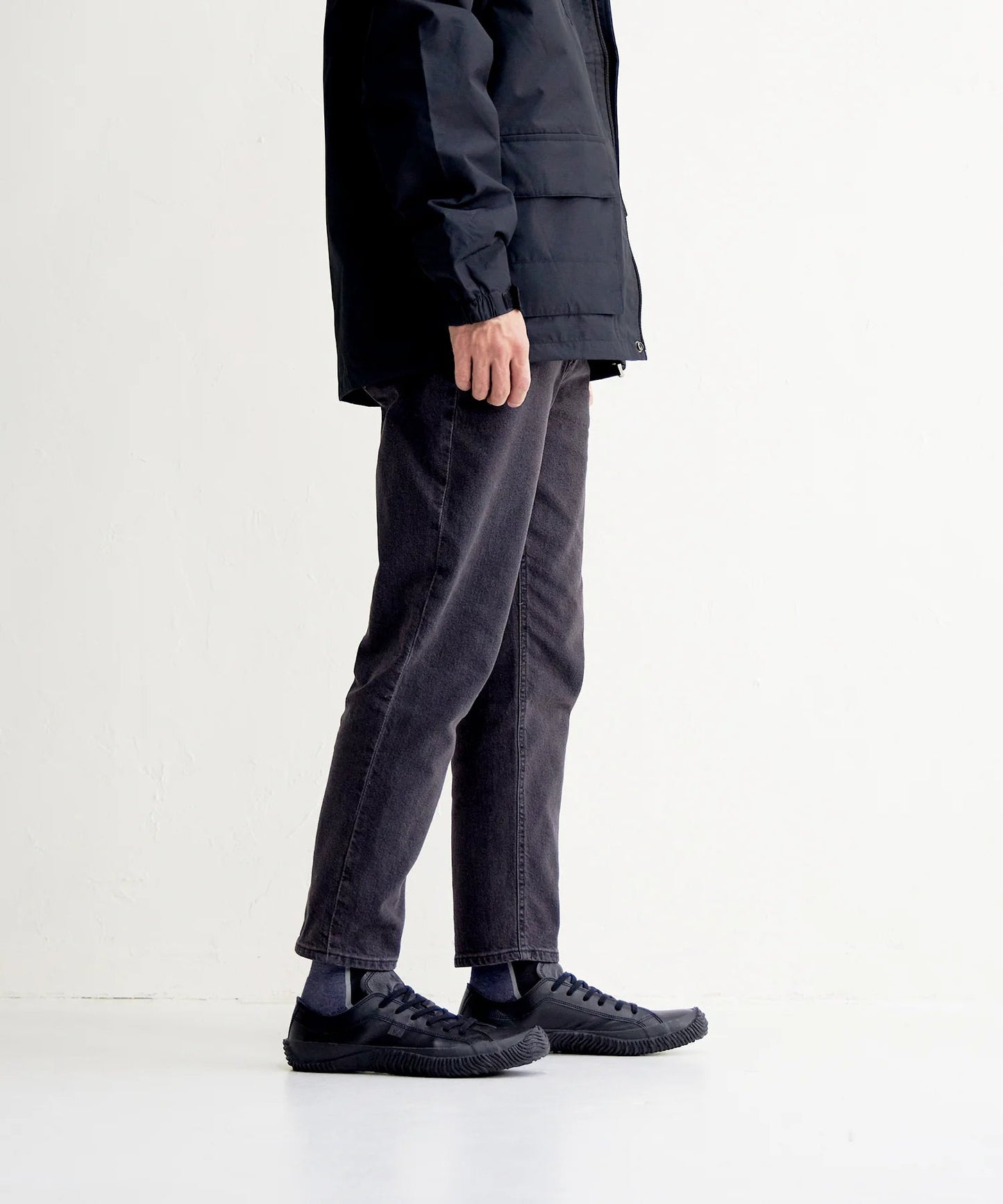 SPINGLE MOVE SPM-110 Black/Black