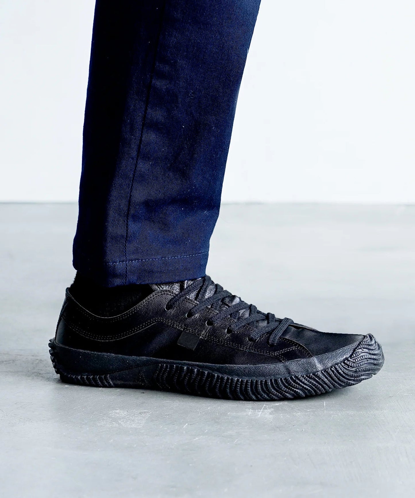 SPINGLE MOVE SPM-110 Black/Black