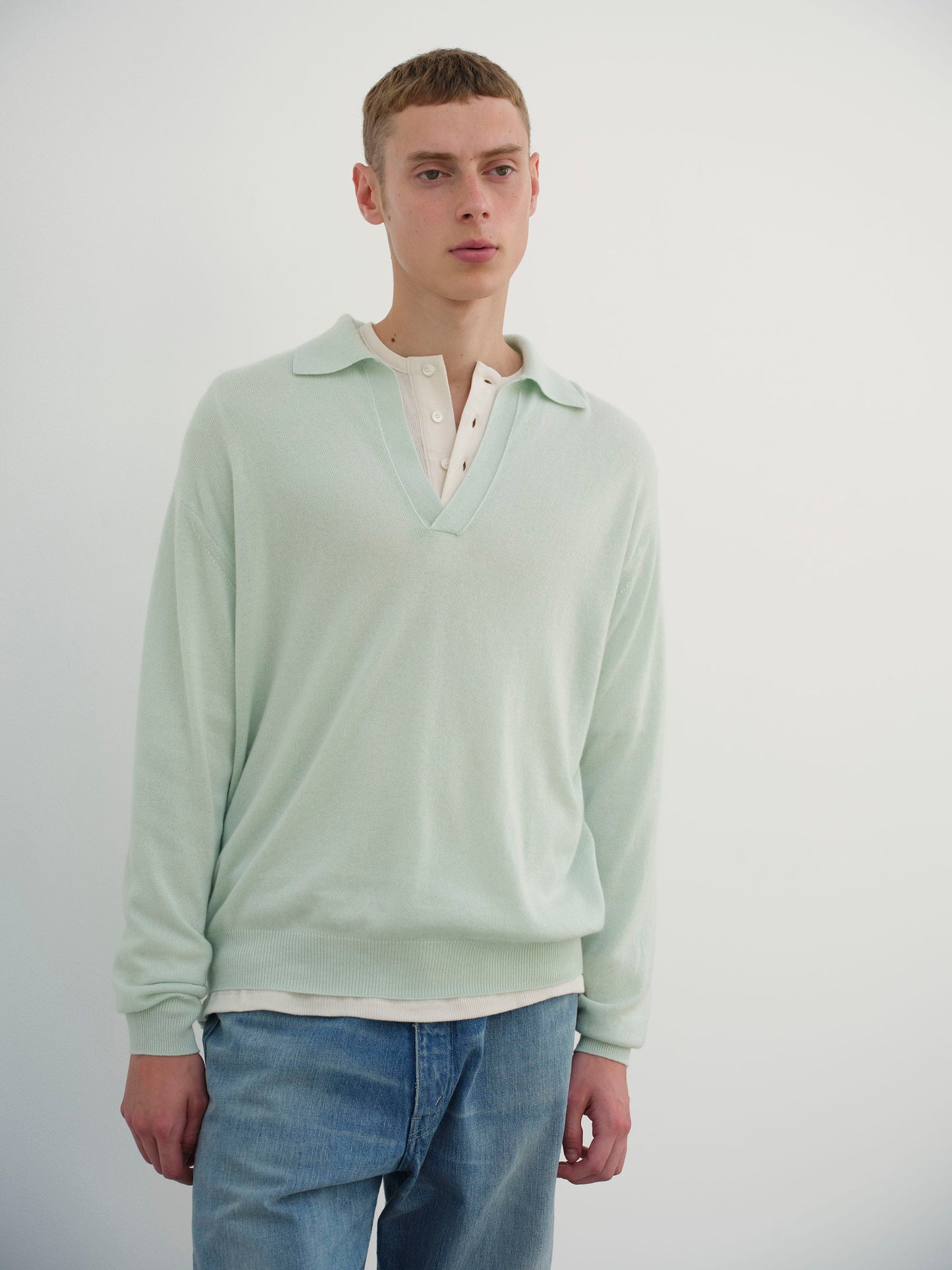 AURALEE SUPER FINE CASHMERE SILK KNIT SKIPPER POLO