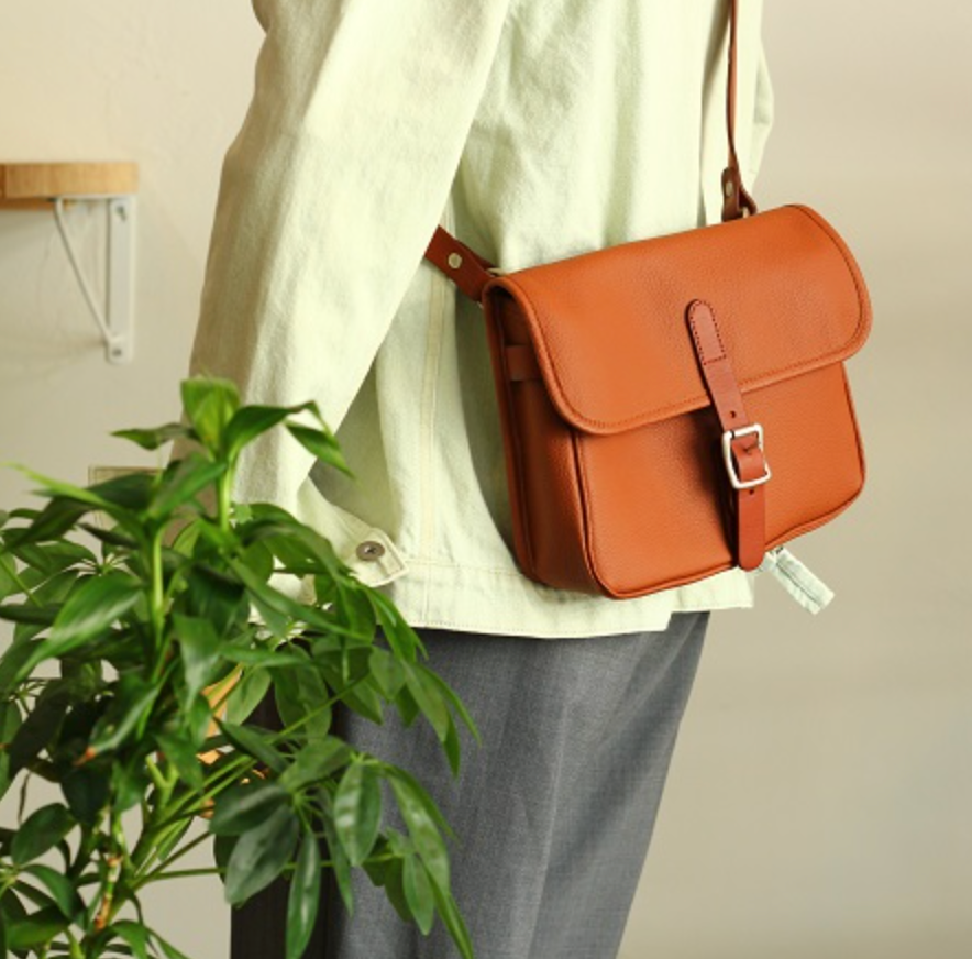 SLOW Shrink - Hunting Shoulder Bag -