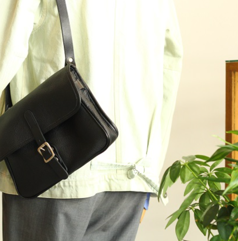 SLOW Shrink - Hunting Shoulder Bag -