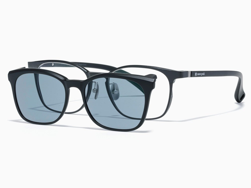 JINS × Snow Peak JINS Switch Metal Flip Up ï¼?60° Wellington Matt Black