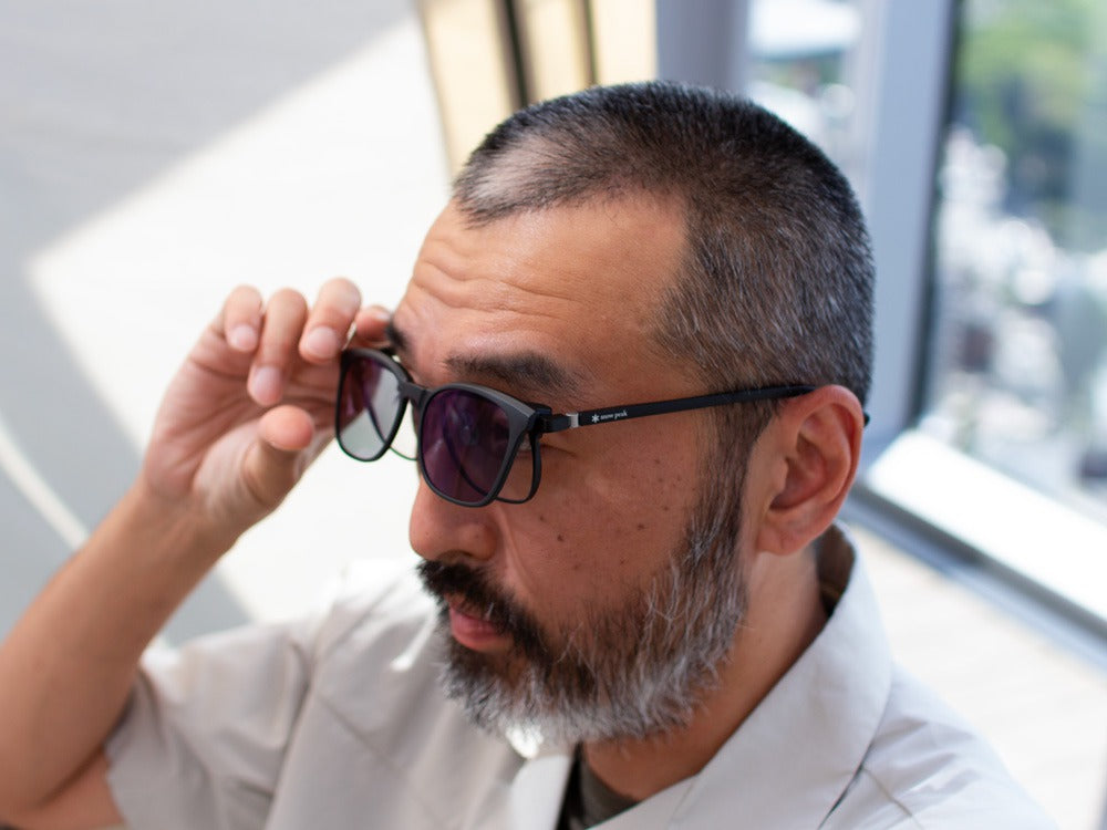 JINS × Snow Peak JINS Switch Metal Flip Up ï¼?60° Wellington Matt Black