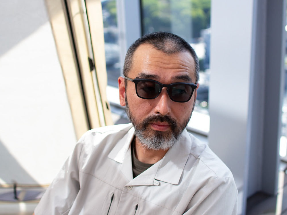 JINS × Snow Peak JINS Switch Metal Flip Up ï¼?60° Wellington Matt Black