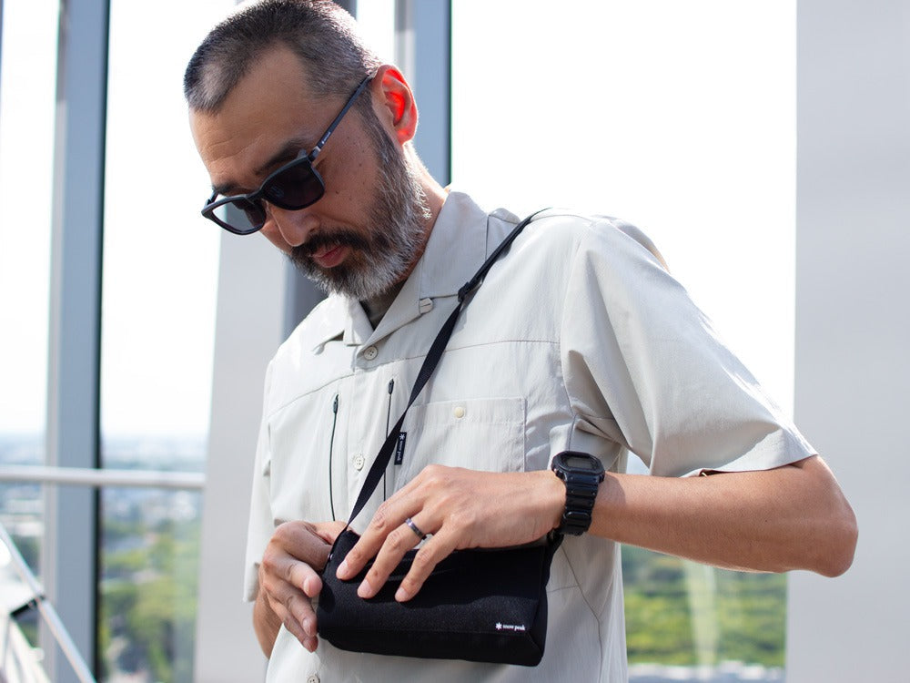 JINS × Snow Peak JINS Switch Metal Flip Up ï¼?60° Wellington Matt Black