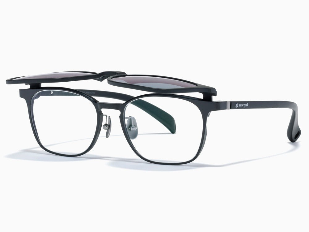 JINS × Snow Peak JINS Switch Metal Flip Up ï¼?60° Wellington Matt Black