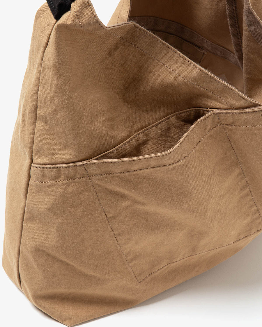 hobo AZUMA SHOULDER BAG M LIGHT CANVAS