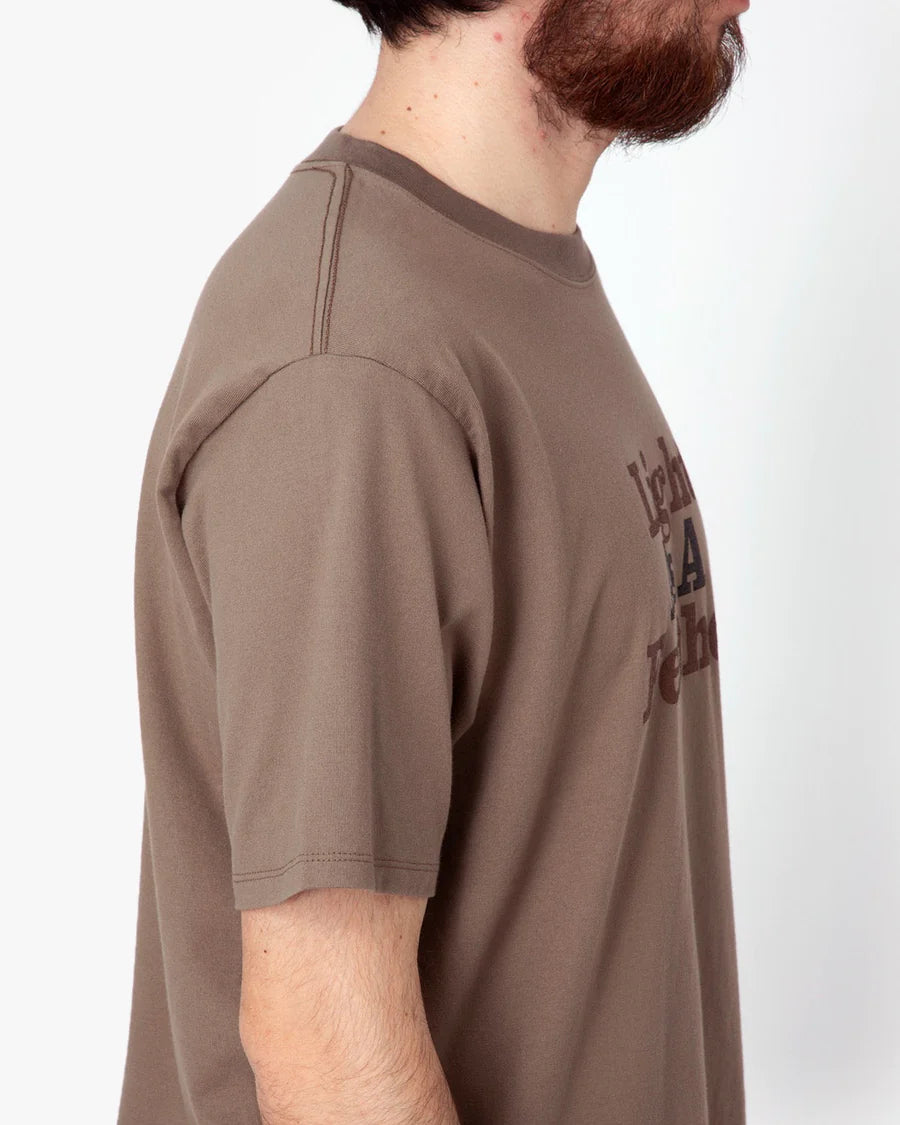 nonnative DWELLER S/S TEE "LIGHT AS A FEATHER"