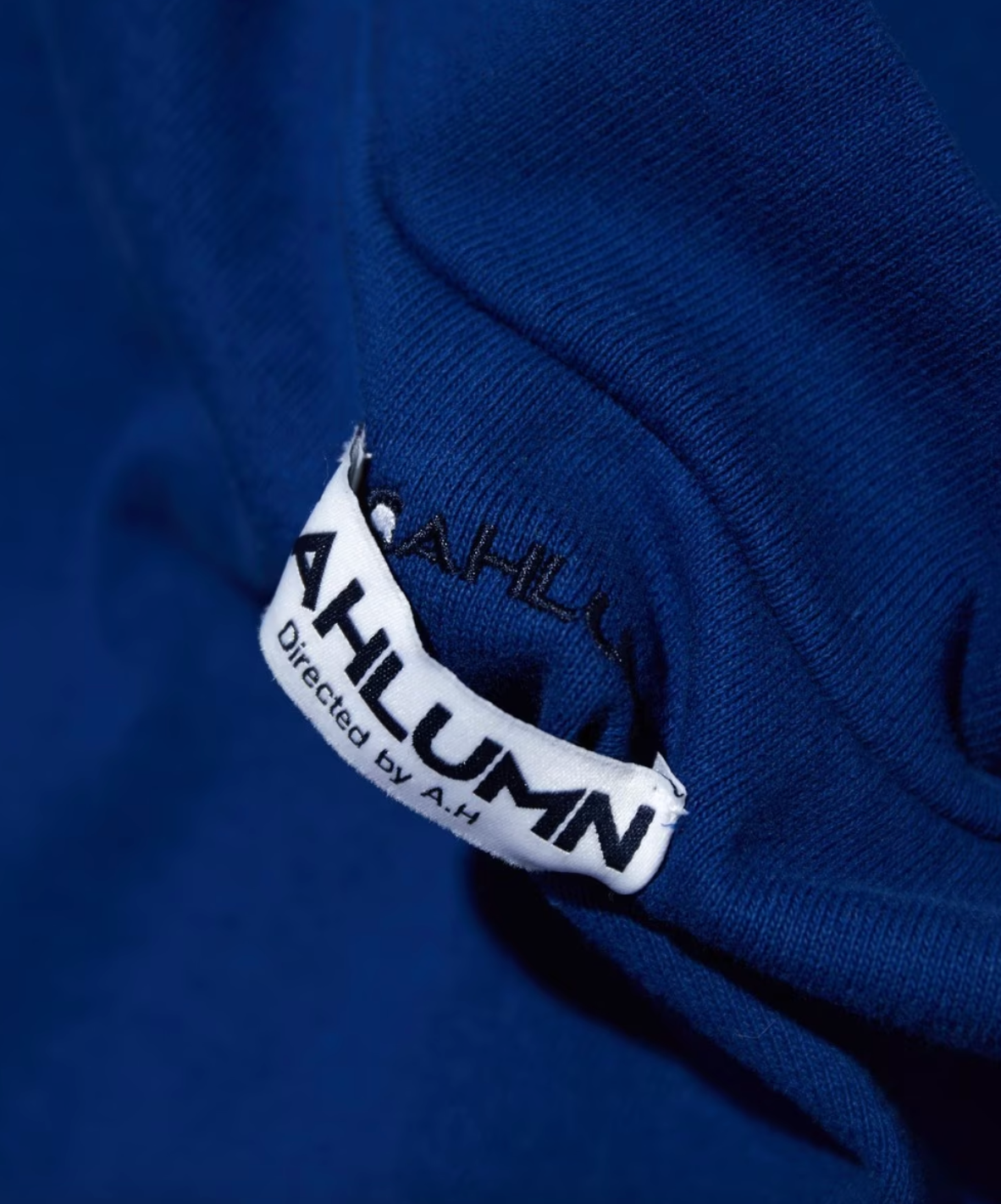 CAHLUMN Heavy weight Jersey Mock Neck L/S Print Tee