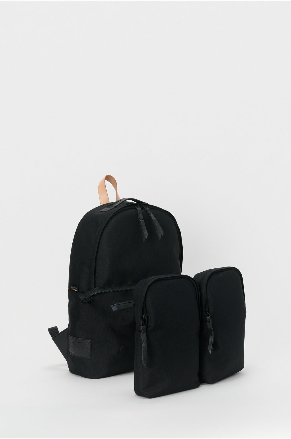 Hender Scheme double pocket pack