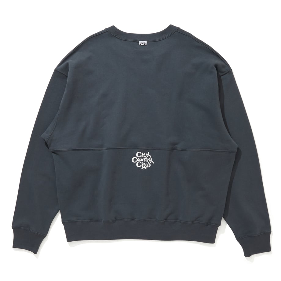 CITY COUNTRY CITY Embroidered Logo Switching Cotton Sweatshirt