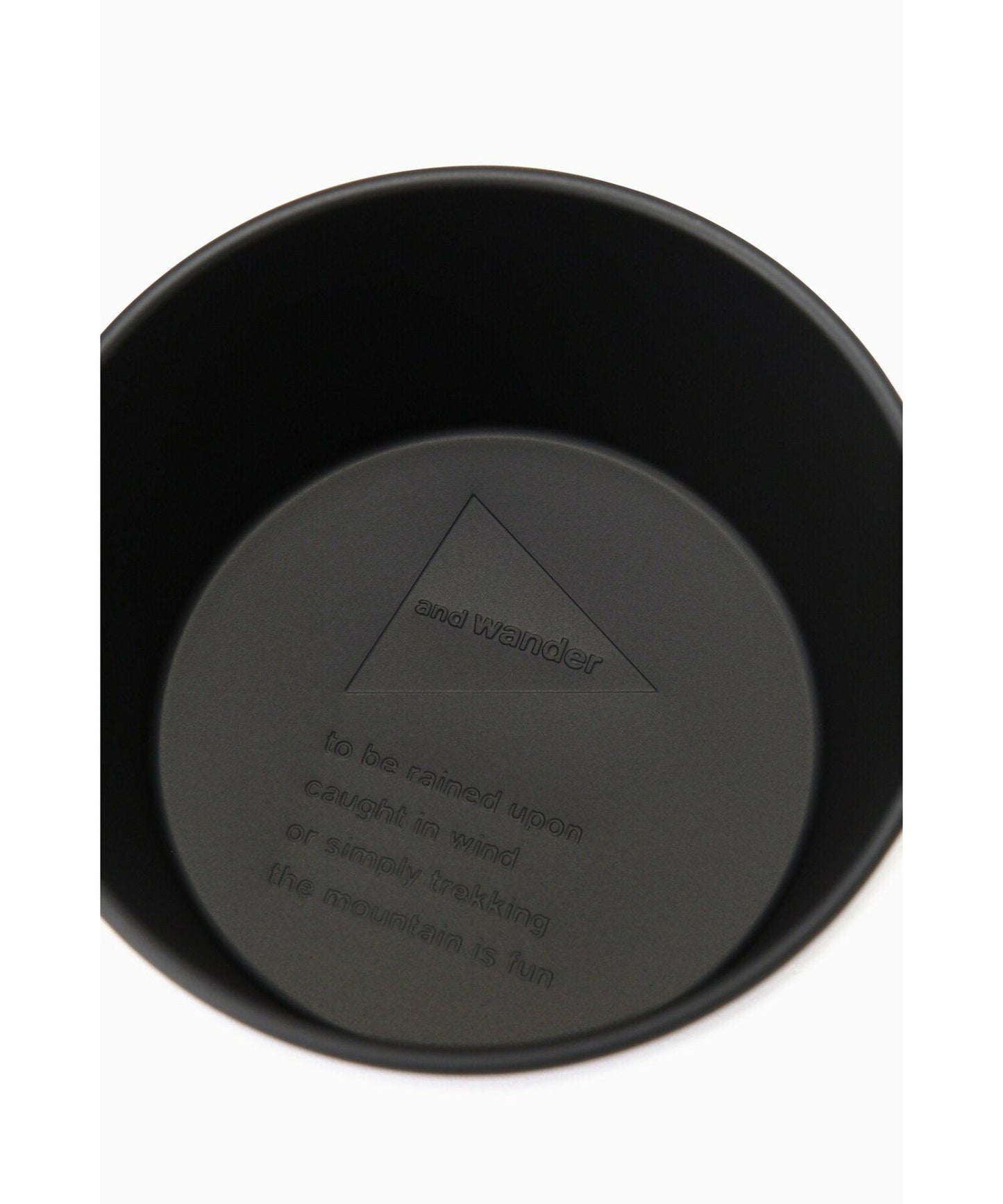 and wander pint sierra cup black