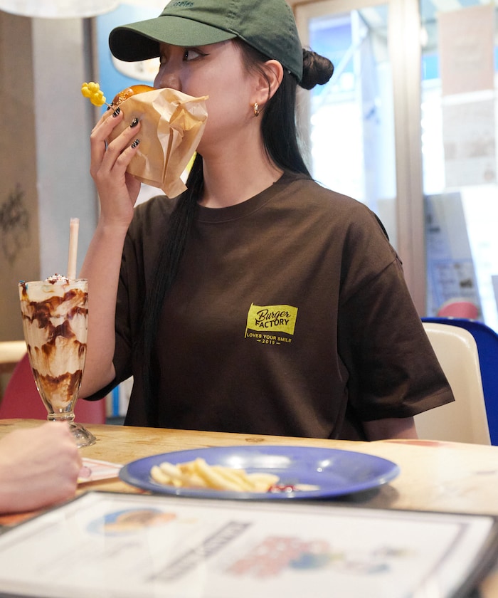 Burger Factory x FREAK'S STORE Burger Factory Special Big Silhouette Back Print Crew Neck T-shirt
