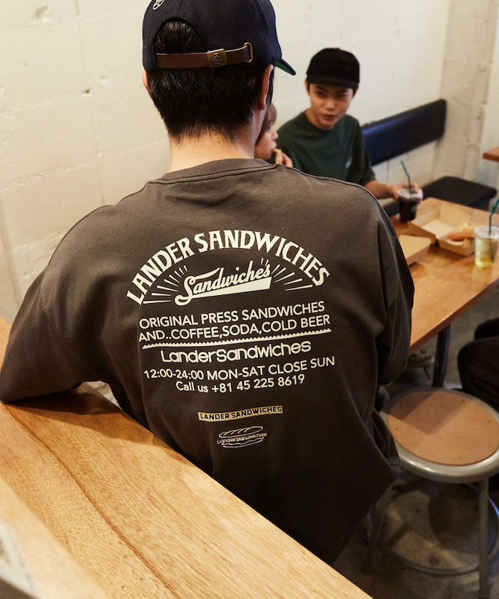 LANDER SANDWICHES x FREAK'S STORE Burger Factory Special Big Silhouette Back Print Crew Neck T-shirt