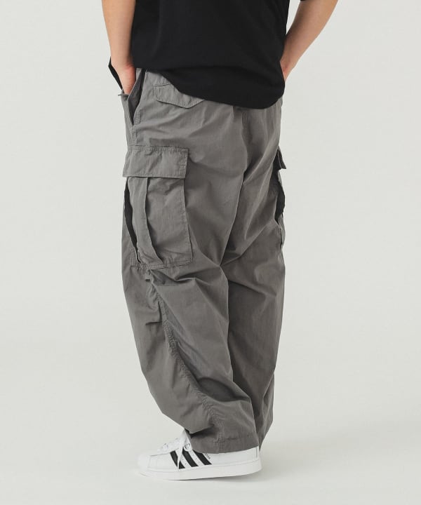 BEAMS Big 6-pocket Cargo Pants