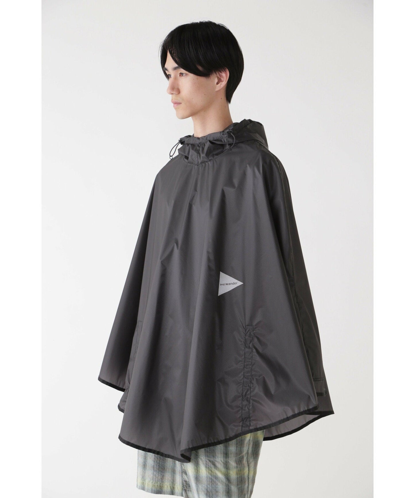and wander sil poncho