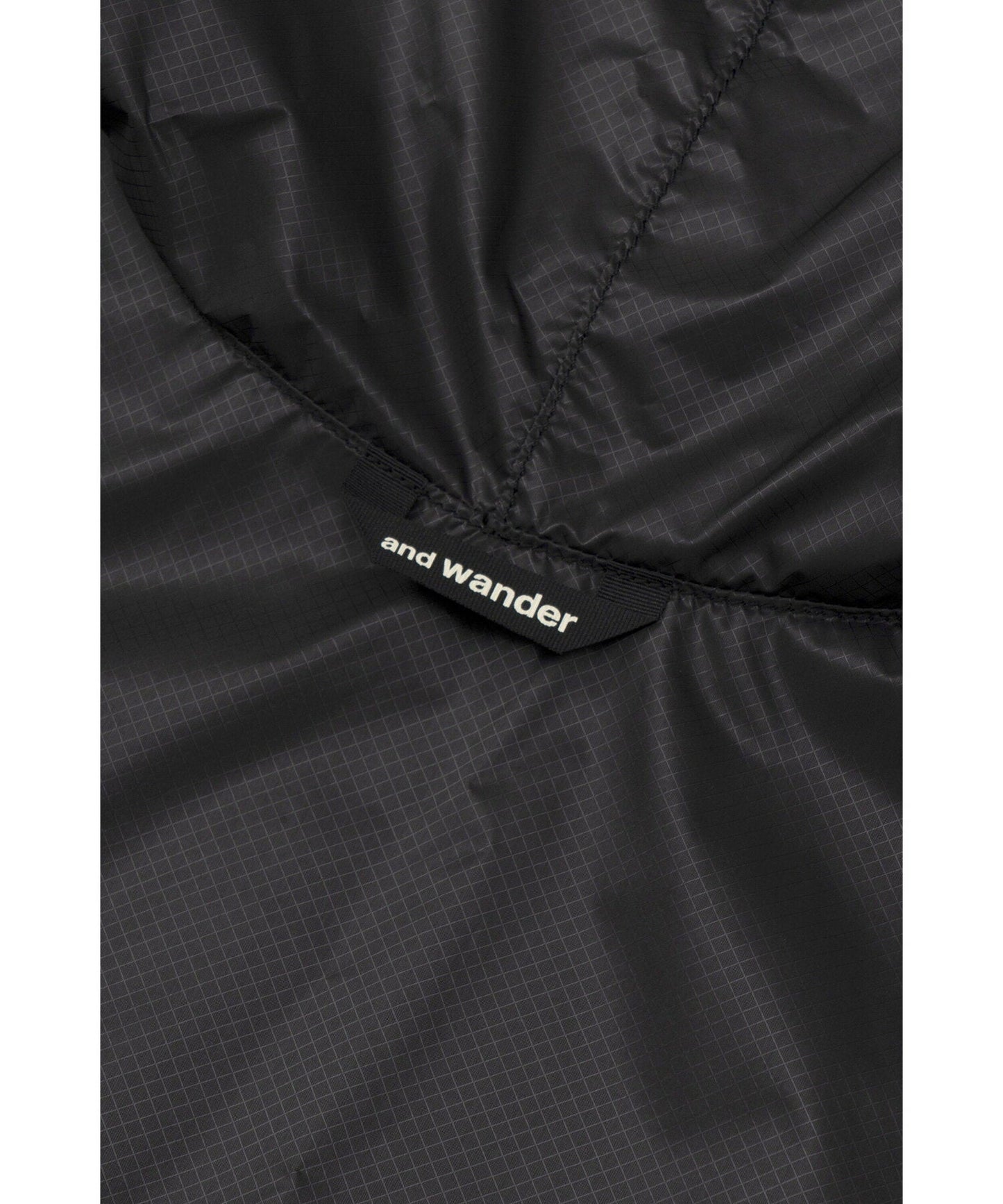 and wander sil poncho