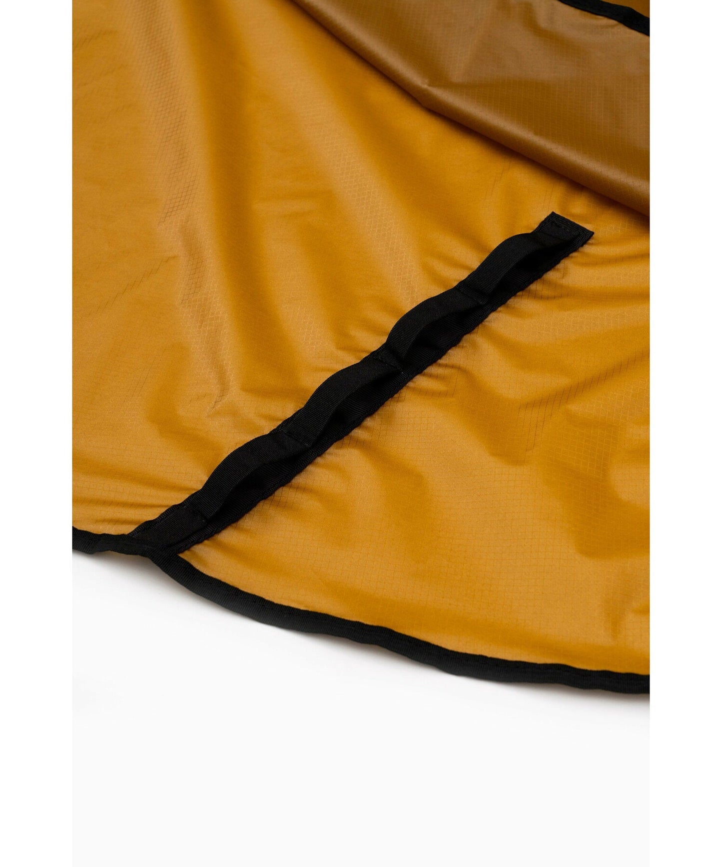 and wander sil poncho