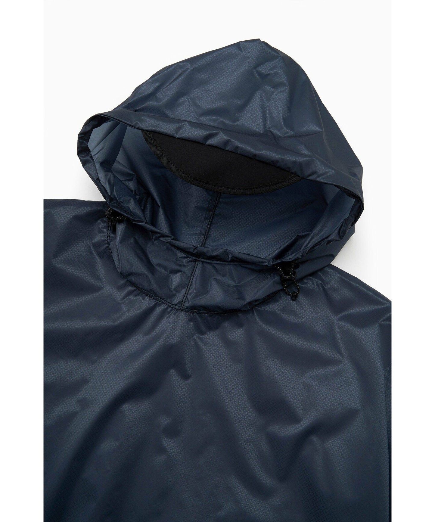 and wander sil poncho