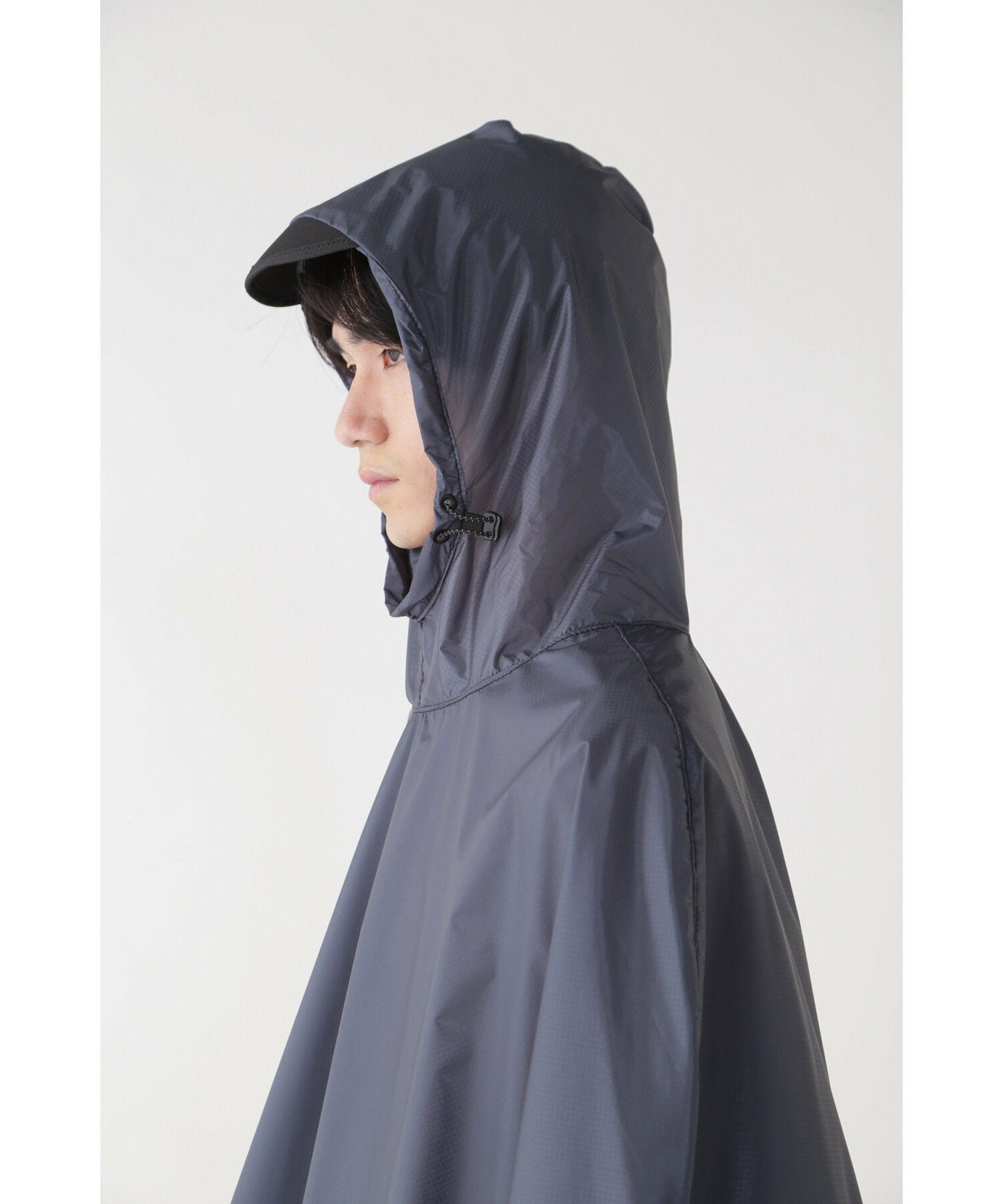 and wander sil poncho