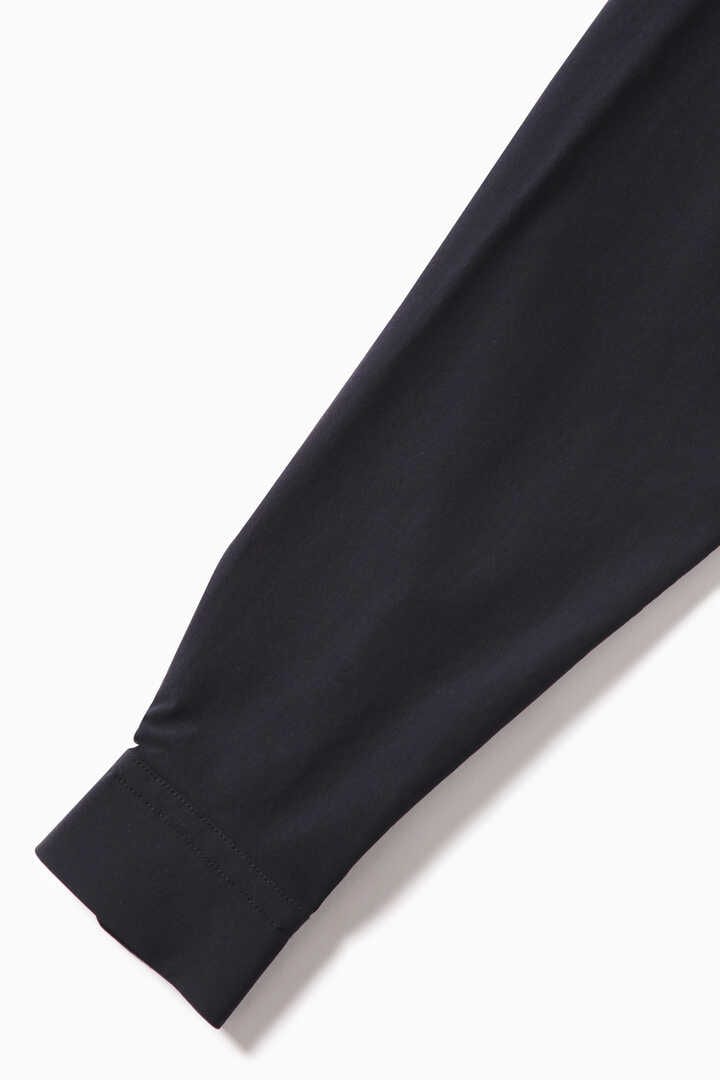 and wander light w cloth shirt