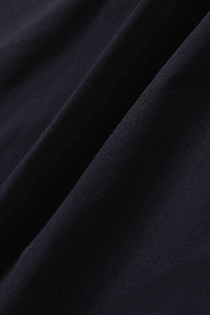 and wander light w cloth shirt