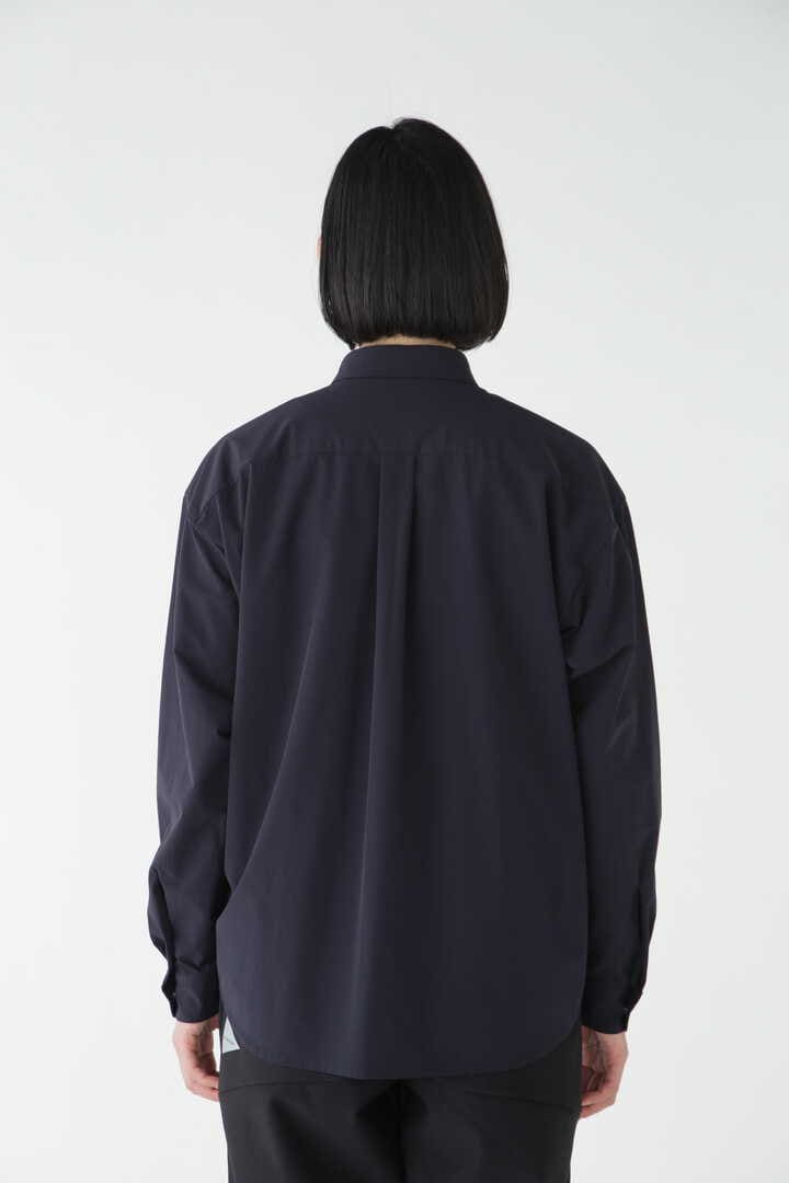 and wander light w cloth shirt