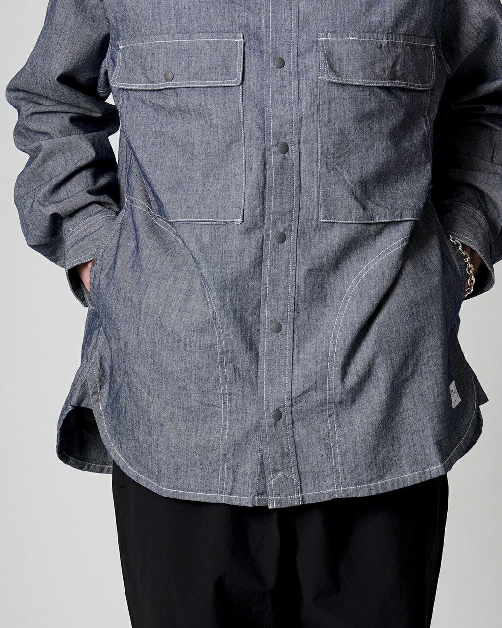 NANGA HINOC CHAMBRAY FIELD SHIRT