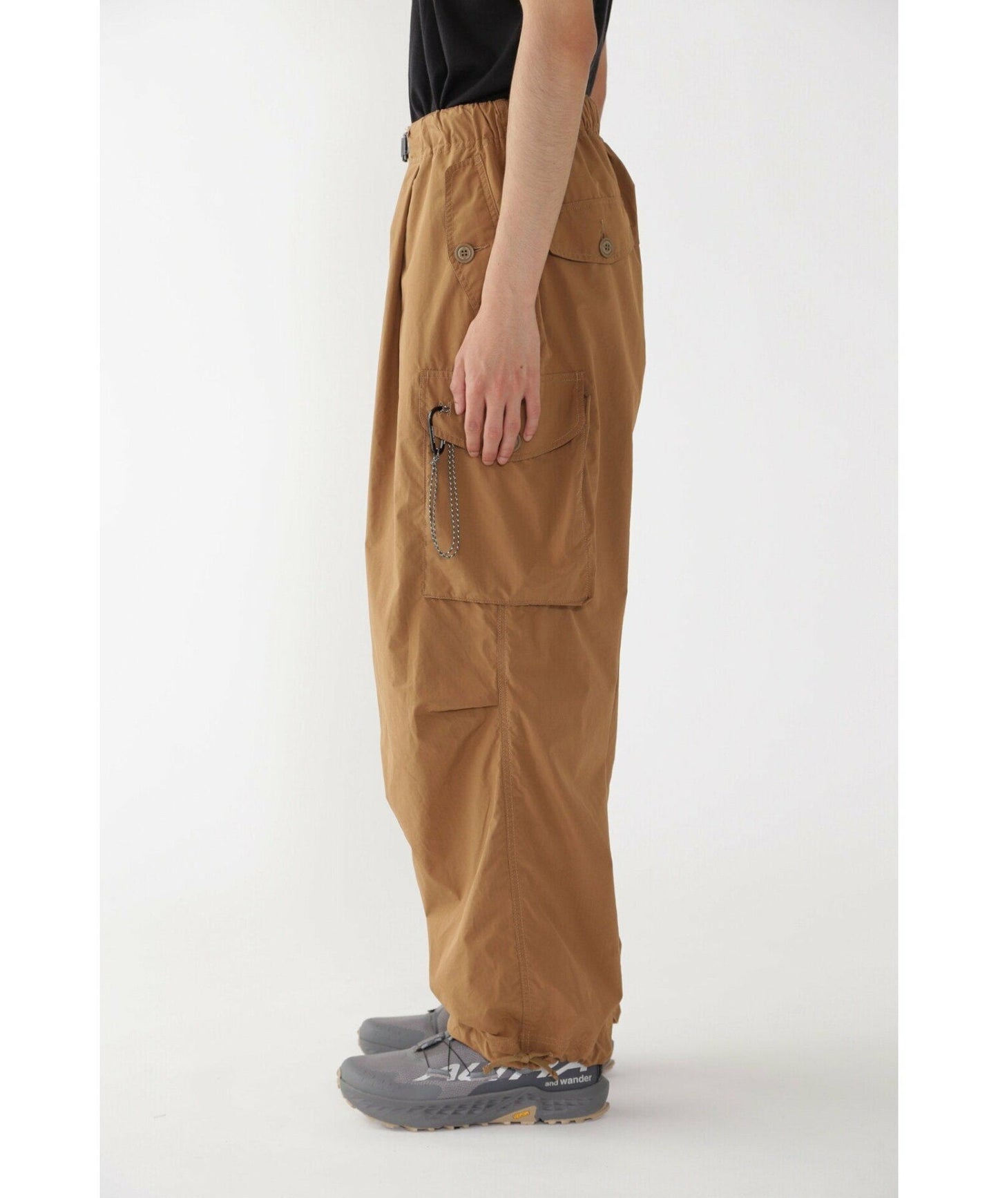and wander oversized cargo pants